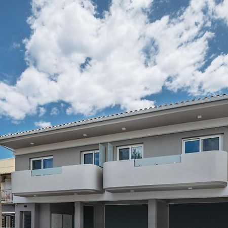 Corner45 Apartments In Kalamaki Center, By Zantewize Bagian luar foto