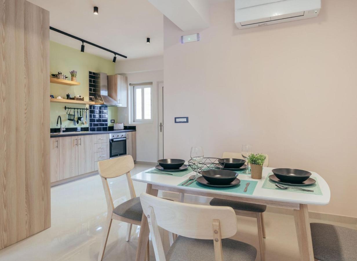 Corner45 Apartments In Kalamaki Center, By Zantewize Bagian luar foto